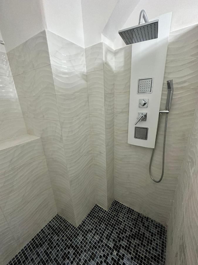 Home Center Acquisto Катанія Екстер'єр фото