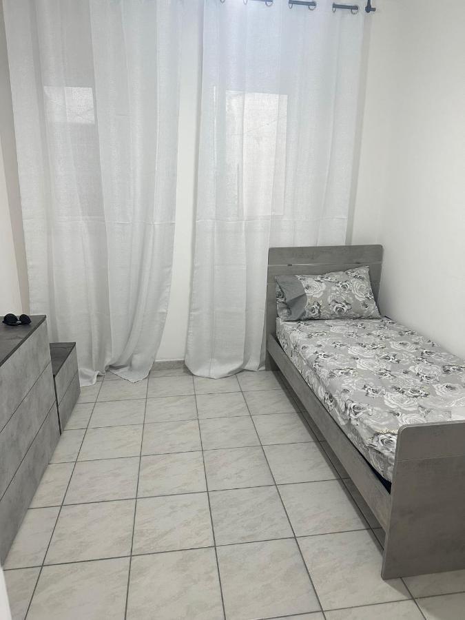 Home Center Acquisto Катанія Екстер'єр фото