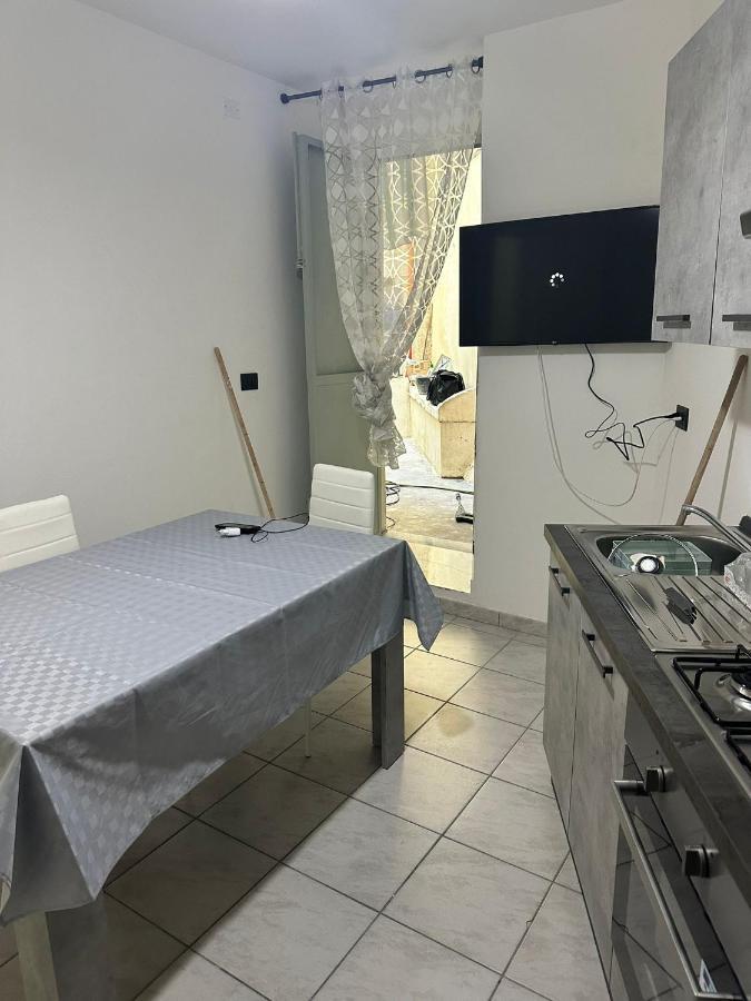 Home Center Acquisto Катанія Екстер'єр фото